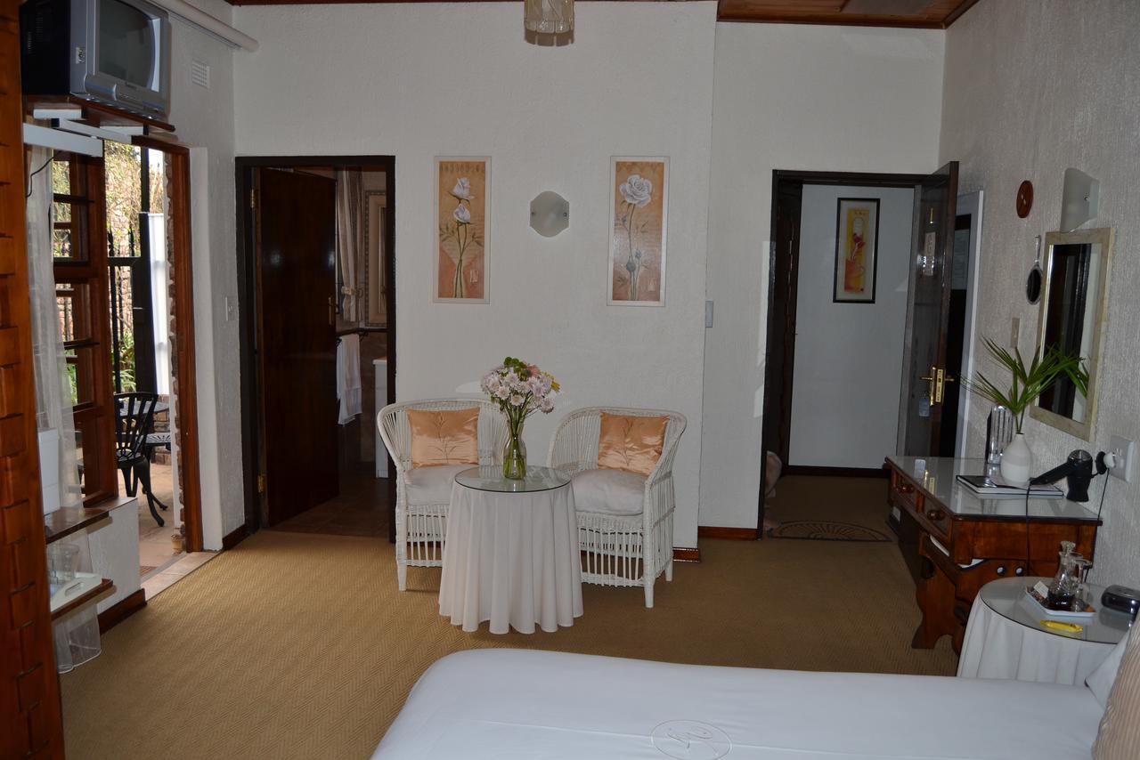 Villa Ticino Guest House Sabie Kültér fotó